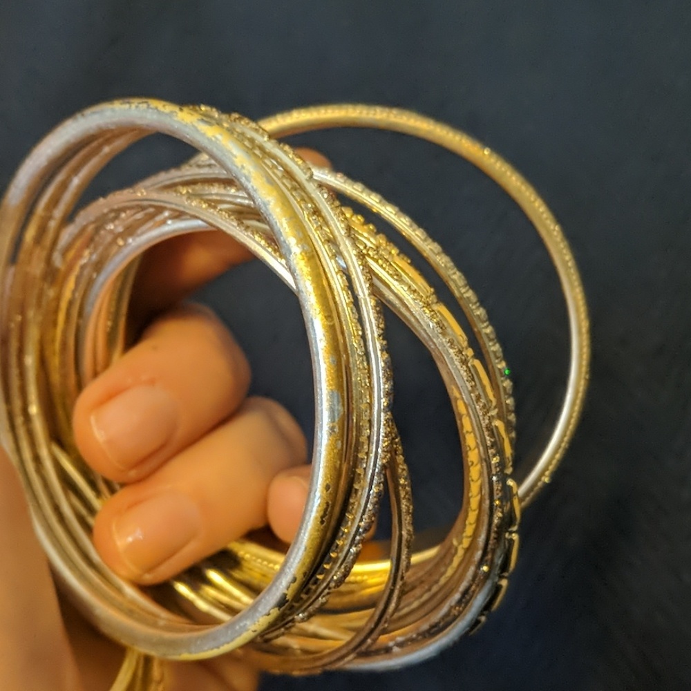 ✨ 5 for $25 ✨ golden bracelet / bangle set - Picture 5 of 5